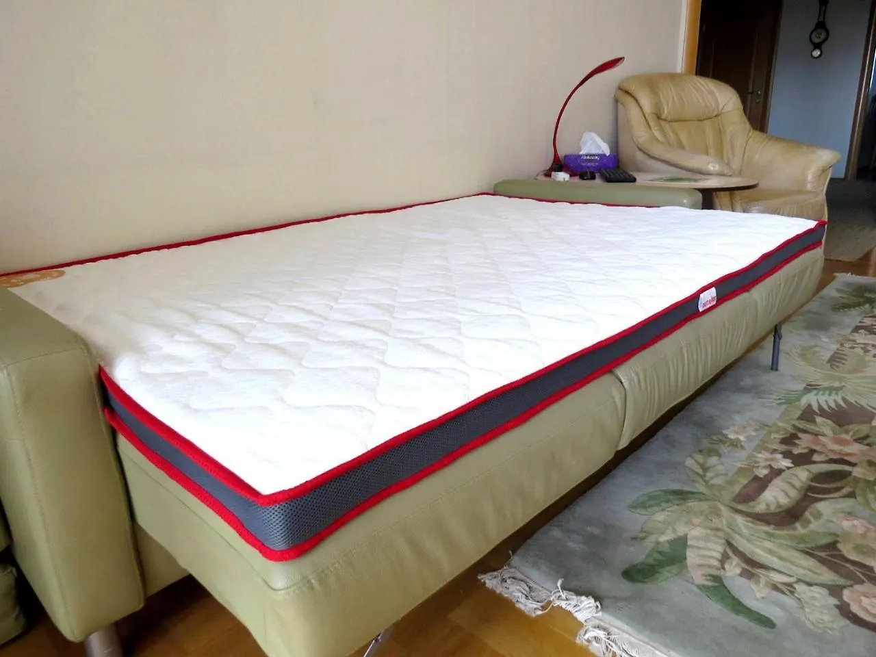 Nice Apt Near Livoberezhna Metro Apartment Kiev Ukraine