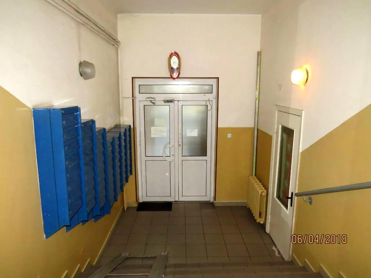 Nice Apt Near Livoberezhna Metro Apartment Kiev Ukraine